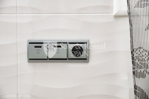 Hus till salu i Lloret de Mar, Girona, Spanien 5 sovrum, 364 kvm. Nr. 166486 - foto 25