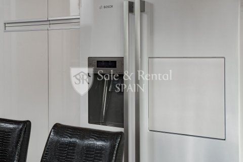 Hus till salu i Lloret de Mar, Girona, Spanien 5 sovrum, 364 kvm. Nr. 166486 - foto 22