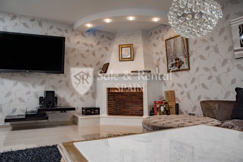 Hus till salu i Lloret de Mar, Girona, Spanien 5 sovrum, 364 kvm. Nr. 166486 - foto 12