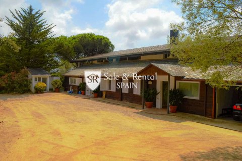 Сasa en Sant Andreu de Llavaneres, Barcelona, España 5 dormitorios, 390 m2 No. 166482