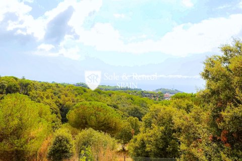 Talo myytävänä Sant Andreu de Llavaneres, Barcelona, Espanja, 5 makuuhuonetta, 390 m2 No. 166482 - kuva 15