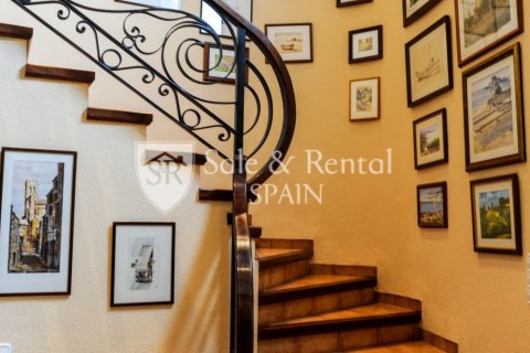 Hus till salu i Blanes, Girona, Spanien 4 sovrum, 151 kvm. Nr. 166485 - foto 13