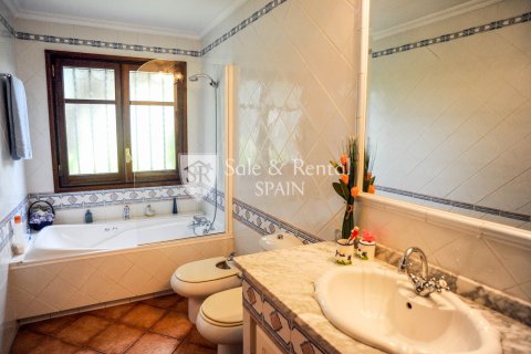 Hus till salu i Blanes, Girona, Spanien 4 sovrum, 151 kvm. Nr. 166485 - foto 24