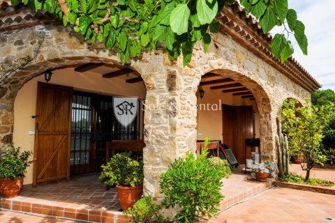 Hus i Blanes, Girona, Spanien 4 sovrum, 151 kvm. Nr. 166485