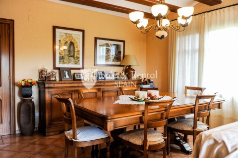 Hus till salu i Blanes, Girona, Spanien 4 sovrum, 151 kvm. Nr. 166485 - foto 20