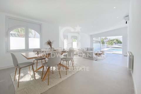 Villa in vendita a Empuriabrava, Girona, Spagna 3 camere da letto, 138 mq. N° 160265 - foto 7