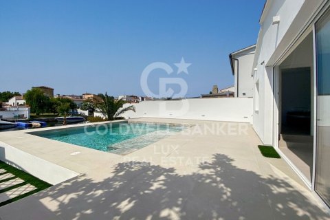 Villa in vendita a Empuriabrava, Girona, Spagna 3 camere da letto, 138 mq. N° 160265 - foto 19