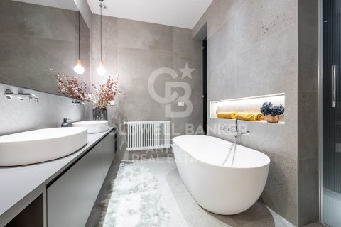 Apartament w Barcelona, Hiszpania 2 sypialnie, 157 mkw. nr 160266 – zdjęcie 9