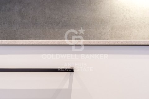 Huoneisto myytävänä Barcelona, Espanja, 2 makuuhuonetta, 93 m2 No. 160269 - kuva 4