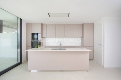 Huoneisto myytävänä Fuengirola, Malaga, Espanja, 3 makuuhuonetta, 131 m2 No. 146770 - kuva 12