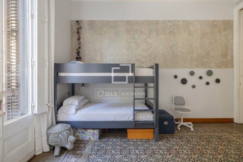 Apartment à vendre à Barcelona, Espagne, 5 chambres, 197 m2 No. 195597 - photo 20