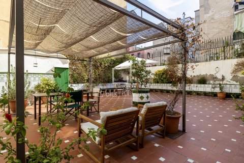 Apartment à vendre à Barcelona, Espagne, 5 chambres, 197 m2 No. 195597 - photo 3