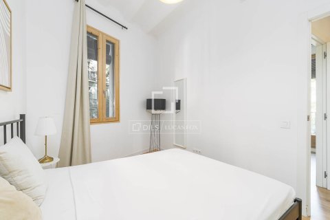Apartment à vendre à Barcelona, Espagne, 2 chambres, 79 m2 No. 195596 - photo 25