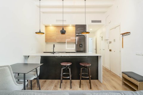 Apartment à vendre à Barcelona, Espagne, 2 chambres, 79 m2 No. 195596 - photo 9