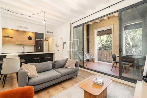 Apartment à vendre à Barcelona, Espagne, 2 chambres, 79 m2 No. 195596 - photo 2