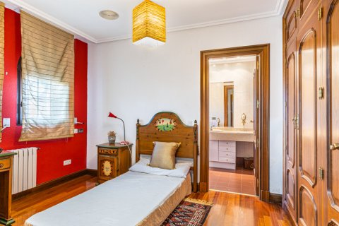 Villa for sale Las Rozas de Madrid, Madrid, Spain 5 bedrooms, 800 sq.m. No. 108117 - photo 28