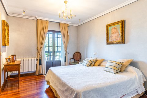 Villa for sale Las Rozas de Madrid, Madrid, Spain 5 bedrooms, 800 sq.m. No. 108117 - photo 20