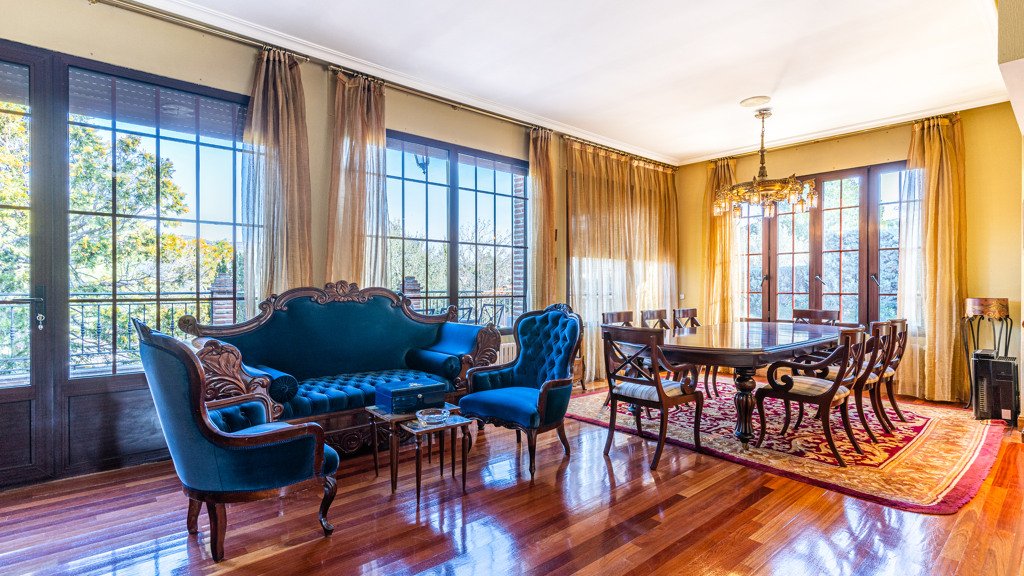 Villa in Las Rozas de Madrid, Madrid, Spain 5 bedrooms, 800 sq.m. No. 108117