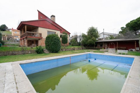 Villa for sale El Molar, Madrid, Spain 6 bedrooms, 664 sq.m. No. 108120 - photo 3