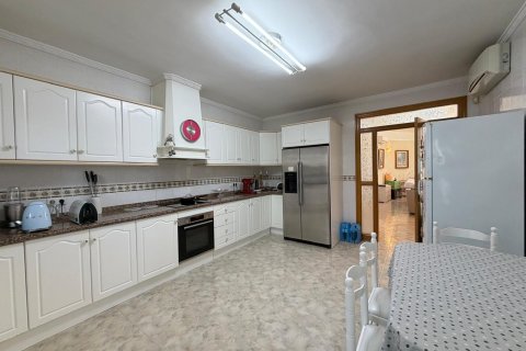 Huvila myytävänä Alicante, Espanja, 6 makuuhuonetta, 884 m2 No. 192322 - kuva 20
