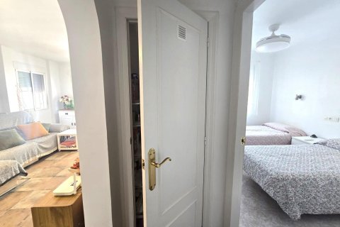 Townhouse zum Verkauf in Torrevieja, Alicante, Spanien 3 Schlafzimmer, 76 m2 Nr. 192323 - Foto 17
