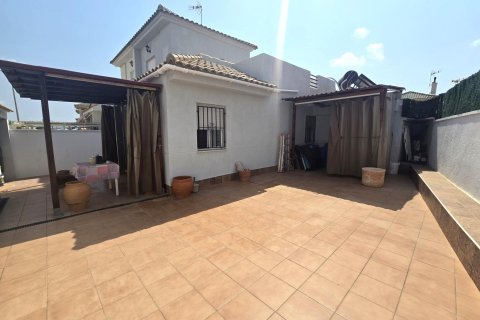 Townhouse zum Verkauf in Torrevieja, Alicante, Spanien 3 Schlafzimmer, 76 m2 Nr. 192323 - Foto 2