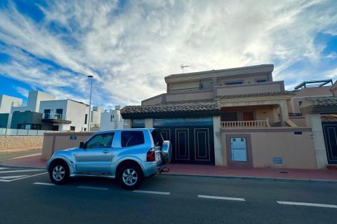 Townhouse zum Verkauf in Torrevieja, Alicante, Spanien 4 Schlafzimmer, 260 m2 Nr. 192327 - Foto 6