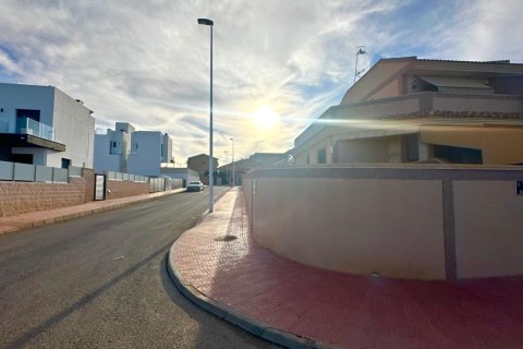 Townhouse zum Verkauf in Torrevieja, Alicante, Spanien 4 Schlafzimmer, 260 m2 Nr. 192327 - Foto 9