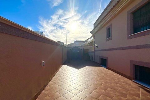 Townhouse zum Verkauf in Torrevieja, Alicante, Spanien 4 Schlafzimmer, 260 m2 Nr. 192327 - Foto 8