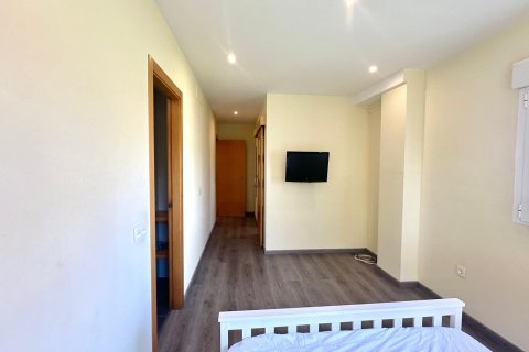 Продажа квартиры в Дехеса де Кампоамор, Аликанте, Испания 3 спальни, 67м2 №192325 - фото 17