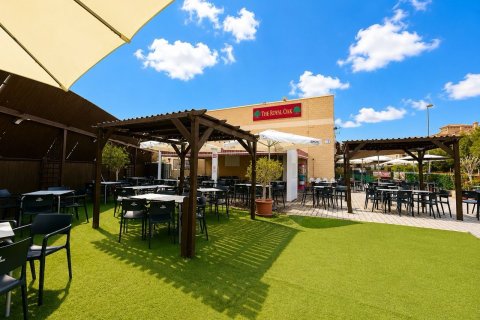 Commercial property à Villamartin, Alicante, Espagne 109 m2 No. 192321