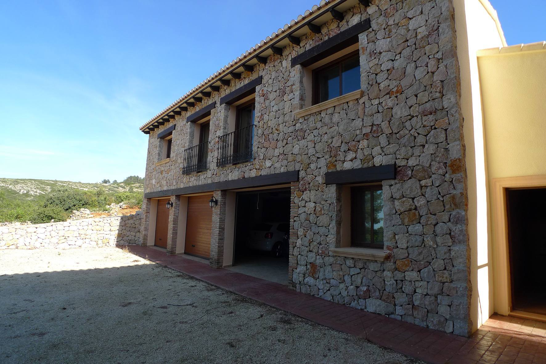 Villa in Lliber, Alicante, Spain 9 bedrooms, 1041 sq.m. No. 80454