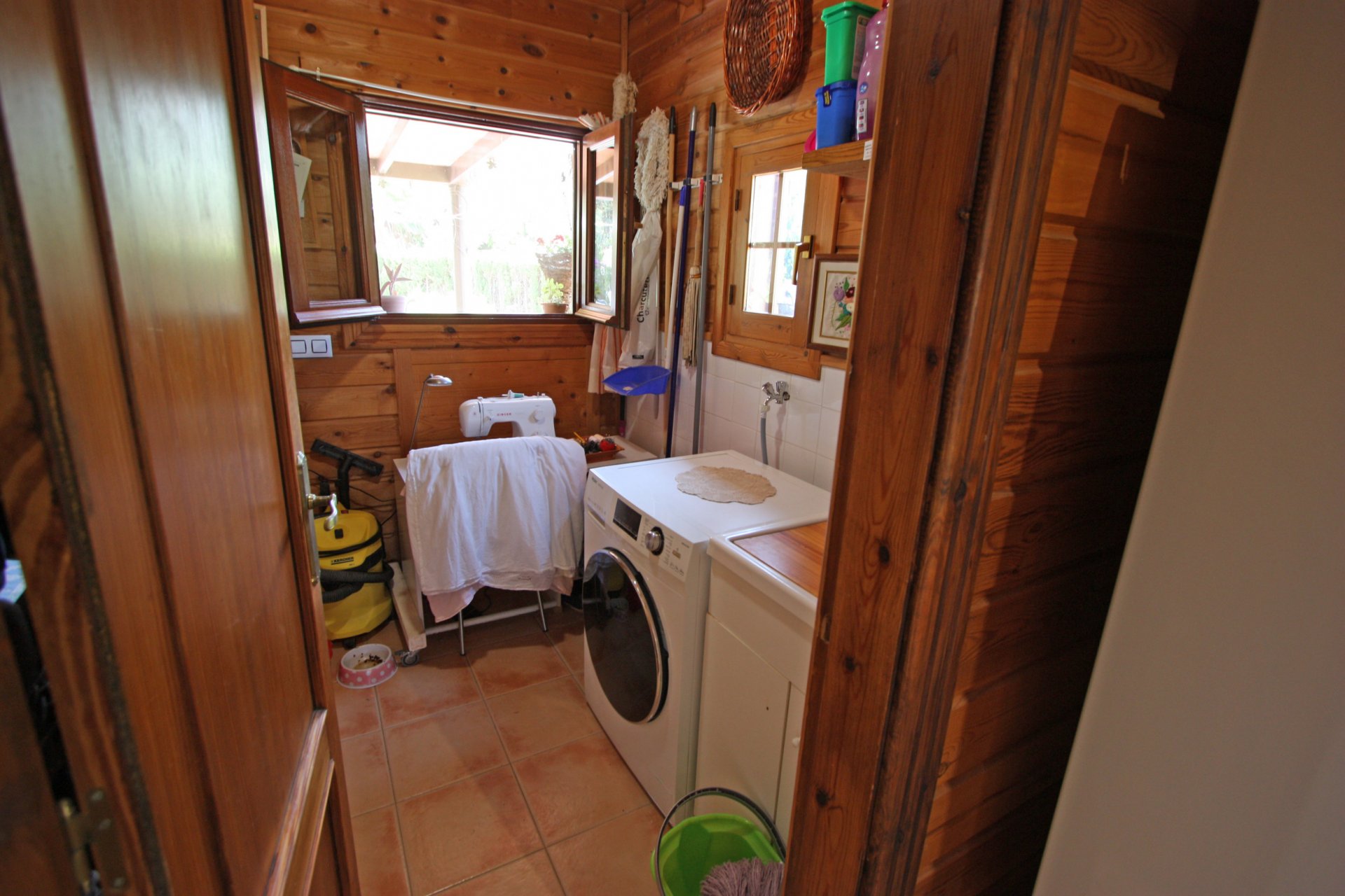 Villa en Orba, Alicante, España 3 dormitorios, 381 m2 No. 80455