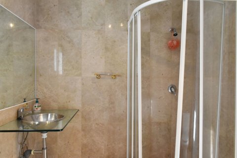 Villa for sale Torremendo, Alicante, Spain 5 bedrooms, 360 sq.m. No. 115931 - photo 14