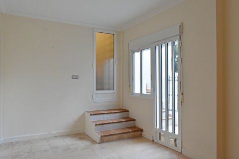 Villa for sale Torremendo, Alicante, Spain 5 bedrooms, 360 sq.m. No. 115931 - photo 30