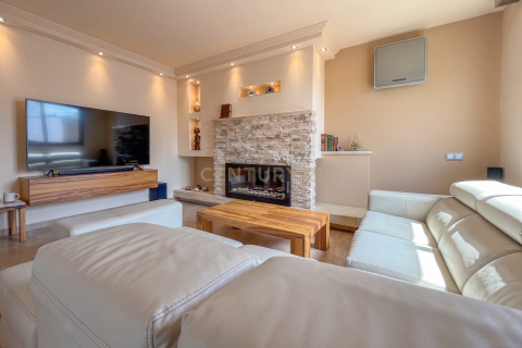 Продажа дома в Ллика Д'амунт, Барселона, Испания 3 спальни, 306м2 №173977 - фото 9