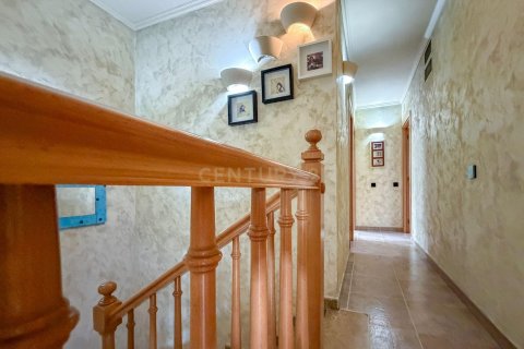 Продажа дома в Ллика Д'амунт, Барселона, Испания 3 спальни, 306м2 №173977 - фото 19