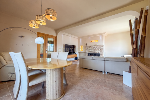 Продажа дома в Ллика Д'амунт, Барселона, Испания 3 спальни, 306м2 №173977 - фото 11