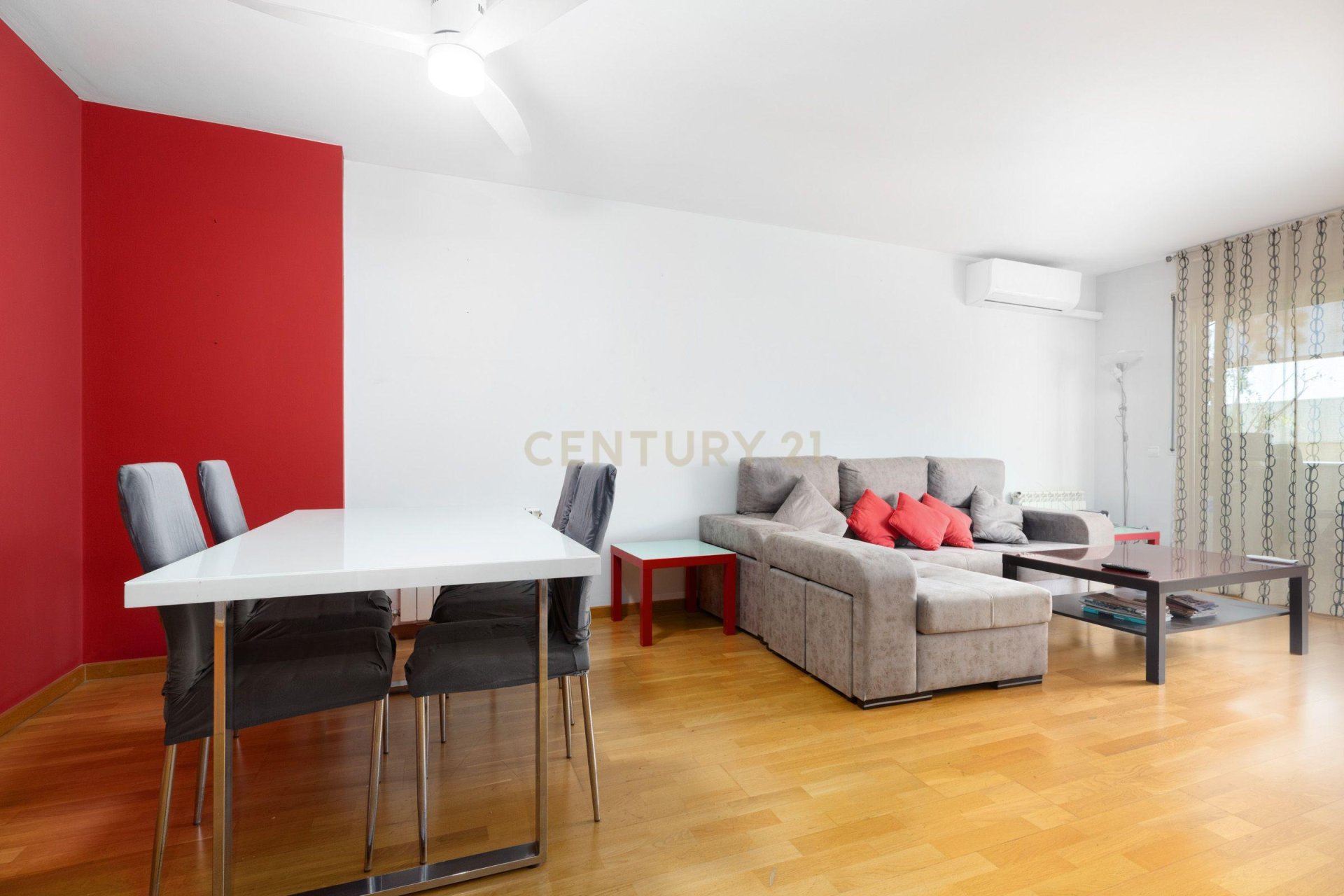 Apartamento en Parets del Vallès, Barcelona, España 3 dormitorios, 102 m2 No. 173979