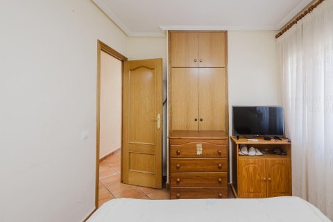 Bungalow in vendita a Torrevieja, Alicante, Spagna 3 camere da letto, 75 mq. N° 149294 - foto 24