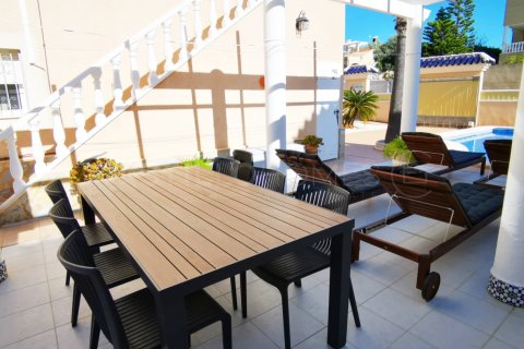 Huvila myytävänä Los Altos, Alicante, Espanja, 5 makuuhuonetta, 250 m2 No. 149295 - kuva 20