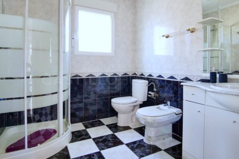 Huvila myytävänä Los Altos, Alicante, Espanja, 5 makuuhuonetta, 250 m2 No. 149295 - kuva 17