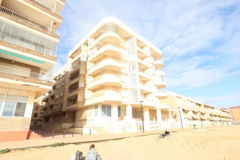 Apartamento en venta en Torrevieja, Alicante, España 4 dormitorios, 76 m2 No. 149298 - foto 14