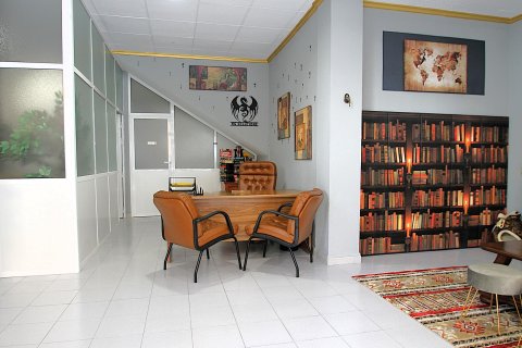 Kommersiell fastighet till salu i Torrevieja, Alicante, Spanien 3 sovrum, 105 kvm. Nr. 144342 - foto 27