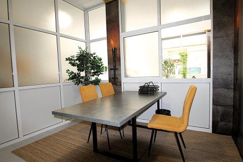 Kommersiell fastighet till salu i Torrevieja, Alicante, Spanien 3 sovrum, 105 kvm. Nr. 144342 - foto 7