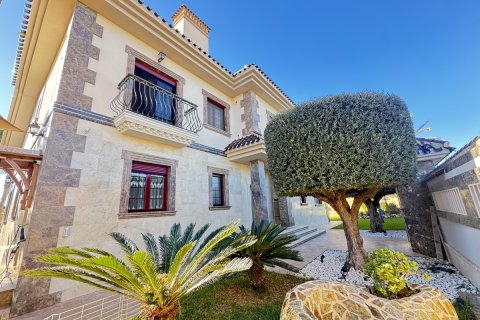 Villa à vendre à Cabo Roig, Alicante, Espagne, 4 chambres, 455 m2 No. 144338 - photo 7