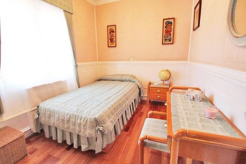 Villa in vendita a Torrevieja, Alicante, Spagna 6 camere da letto, 320 mq. N° 144343 - foto 19