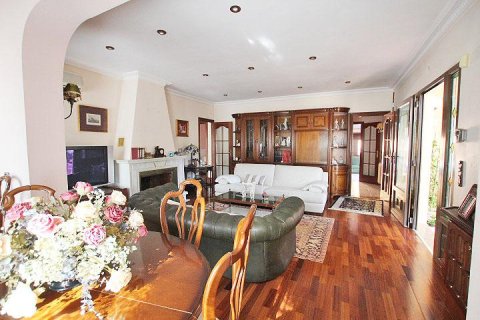 Villa in vendita a Torrevieja, Alicante, Spagna 6 camere da letto, 320 mq. N° 144343 - foto 8