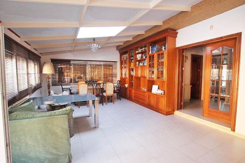 Villa in vendita a Torrevieja, Alicante, Spagna 6 camere da letto, 320 mq. N° 144343 - foto 11