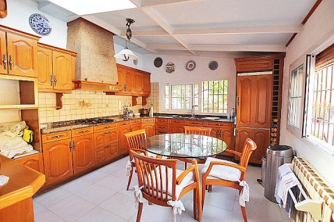 Villa in vendita a Torrevieja, Alicante, Spagna 6 camere da letto, 320 mq. N° 144343 - foto 10